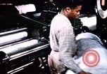 Standbild versponnen Rayon Fabric North Carolina United States USA, 1950, aus Sekunde 37 historischem Filmmaterial Videoclip 65675050471
