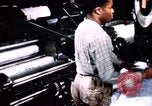 Standbild versponnen Rayon Fabric North Carolina United States USA, 1950, aus Sekunde 38 historischem Filmmaterial Videoclip 65675050471