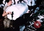 Standbild versponnen Rayon Fabric North Carolina United States USA, 1950, aus Sekunde 39 historischem Filmmaterial Videoclip 65675050471