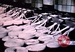 Standbild versponnen Rayon Fabric North Carolina United States USA, 1950, aus Sekunde 59 historischem Filmmaterial Videoclip 65675050471