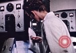 Standbild Garn Stärke testen North Carolina United States USA, 1950, aus Sekunde 32 historischem Filmmaterial Videoclip 65675050476