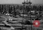 Standbild petroleum Produktion und Distribution United States USA, 1943, aus Sekunde 41 historischem Filmmaterial Videoclip 65675050492