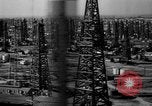 Standbild petroleum Produktion und Distribution United States USA, 1943, aus Sekunde 51 historischem Filmmaterial Videoclip 65675050492