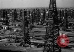 Standbild petroleum Produktion und Distribution United States USA, 1943, aus Sekunde 52 historischem Filmmaterial Videoclip 65675050492