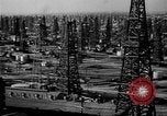 Standbild petroleum Produktion und Distribution United States USA, 1943, aus Sekunde 53 historischem Filmmaterial Videoclip 65675050492
