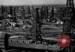 Standbild petroleum Produktion und Distribution United States USA, 1943, aus Sekunde 54 historischem Filmmaterial Videoclip 65675050492
