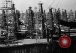 Standbild petroleum Produktion und Distribution United States USA, 1943, aus Sekunde 59 historischem Filmmaterial Videoclip 65675050492