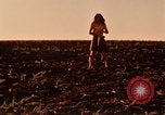 Standbild Evolution der Ölförderung United States USA, 1952, aus Sekunde 49 historischem Filmmaterial Videoclip 65675050494