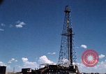 Standbild bohren Erdöl United States USA, 1952, aus Sekunde 38 historischem Filmmaterial Videoclip 65675050496
