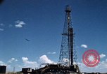 Standbild bohren Erdöl United States USA, 1952, aus Sekunde 44 historischem Filmmaterial Videoclip 65675050496