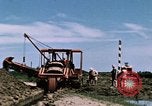 Image des oléoducs United States USA, 1952, de la seconde 23 séquences d'archives historiques vidéo 65675050498