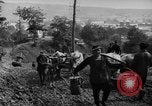 Standbild mule Carts Rumänien Prahova, 1926, aus Sekunde 21 historischem Filmmaterial Videoclip 65675050504