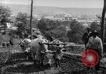 Standbild mule Carts Rumänien Prahova, 1926, aus Sekunde 44 historischem Filmmaterial Videoclip 65675050504