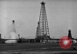 Standbild Bustenari Ölfeld Rumänien, 1926, aus Sekunde 29 historischem Filmmaterial Videoclip 65675050505