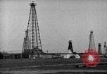 Standbild Bustenari Ölfeld Rumänien, 1926, aus Sekunde 33 historischem Filmmaterial Videoclip 65675050505