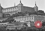 Image ville murs et des portes Tolède Espagne, 1926, de la seconde 53 séquences d'archives historiques vidéo 65675050507