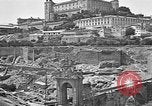 Image ville murs et des portes Tolède Espagne, 1926, de la seconde 59 séquences d'archives historiques vidéo 65675050507