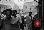 Image Medjillah champs pétrolifères Tliouanet Algérie, 1926, de la seconde 49 séquences d'archives historiques vidéo 65675050511