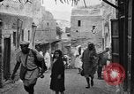 Image Medjillah champs pétrolifères Tliouanet Algérie, 1926, de la seconde 52 séquences d'archives historiques vidéo 65675050511
