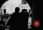 Image Medjillah champs pétrolifères Tliouanet Algérie, 1926, de la seconde 53 séquences d'archives historiques vidéo 65675050511