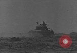 Standbild British 8th Army Tanks Nordafrika, 1942, aus Sekunde 13 historischem Filmmaterial Videoclip 65675050513