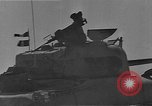 Standbild British 8th Army Tanks Nordafrika, 1942, aus Sekunde 36 historischem Filmmaterial Videoclip 65675050513
