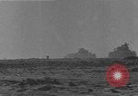 Standbild British 8th Army Tanks Nordafrika, 1942, aus Sekunde 41 historischem Filmmaterial Videoclip 65675050513