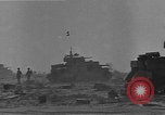 Standbild British 8th Army Tanks Nordafrika, 1942, aus Sekunde 54 historischem Filmmaterial Videoclip 65675050513