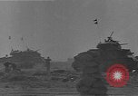 Standbild British 8th Army Tanks Nordafrika, 1942, aus Sekunde 57 historischem Filmmaterial Videoclip 65675050513