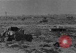 Standbild britischen Lkw Nordafrika, 1941, aus Sekunde 16 historischem Filmmaterial Videoclip 65675050514