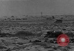 Standbild britischen Lkw Nordafrika, 1941, aus Sekunde 20 historischem Filmmaterial Videoclip 65675050514