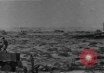Standbild britischen Lkw Nordafrika, 1941, aus Sekunde 34 historischem Filmmaterial Videoclip 65675050514