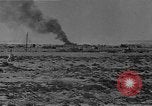 Standbild britischen Lkw Nordafrika, 1941, aus Sekunde 40 historischem Filmmaterial Videoclip 65675050514