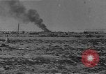 Standbild britischen Lkw Nordafrika, 1941, aus Sekunde 43 historischem Filmmaterial Videoclip 65675050514