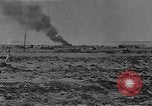 Standbild britischen Lkw Nordafrika, 1941, aus Sekunde 48 historischem Filmmaterial Videoclip 65675050514
