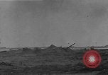Standbild getarnt Geschützen Nordafrika, 1941, aus Sekunde 37 historischem Filmmaterial Videoclip 65675050515