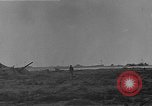 Standbild getarnt Geschützen Nordafrika, 1941, aus Sekunde 40 historischem Filmmaterial Videoclip 65675050515