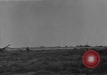 Standbild getarnt Geschützen Nordafrika, 1941, aus Sekunde 43 historischem Filmmaterial Videoclip 65675050515