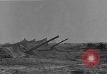 Standbild getarnt Geschützen Nordafrika, 1941, aus Sekunde 46 historischem Filmmaterial Videoclip 65675050515