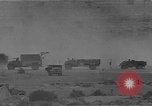 Image camions britanniques en Afrique du Nord, 1941, de la seconde 5 séquences d'archives historiques vidéo 65675050516