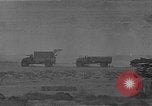 Image camions britanniques en Afrique du Nord, 1941, de la seconde 19 séquences d'archives historiques vidéo 65675050516