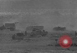 Image camions britanniques en Afrique du Nord, 1941, de la seconde 38 séquences d'archives historiques vidéo 65675050516