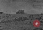 Image camions britanniques en Afrique du Nord, 1941, de la seconde 46 séquences d'archives historiques vidéo 65675050516