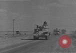 Standbild der britischen Armee 8 Nordafrika, 1941, aus Sekunde 28 historischem Filmmaterial Videoclip 65675050518