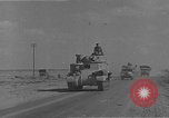 Standbild der britischen Armee 8 Nordafrika, 1941, aus Sekunde 29 historischem Filmmaterial Videoclip 65675050518