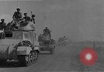 Standbild der britischen Armee 8 Nordafrika, 1941, aus Sekunde 47 historischem Filmmaterial Videoclip 65675050518