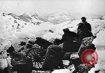 Standbild German Mountain troopers in Betrieb im Schnee während Zweiten Weltkrieg Kaukasus, 1943, aus Sekunde 22 historischem Filmmaterial Videoclip 65675050523