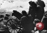 Standbild German Mountain troopers in Betrieb im Schnee während Zweiten Weltkrieg Kaukasus, 1943, aus Sekunde 25 historischem Filmmaterial Videoclip 65675050523