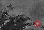 Standbild German Mountain troopers in Betrieb im Schnee während Zweiten Weltkrieg Kaukasus, 1943, aus Sekunde 45 historischem Filmmaterial Videoclip 65675050523