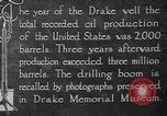 Standbild Bohren von Öl United States USA, 1923, aus Sekunde 25 historischem Filmmaterial Videoclip 65675050524